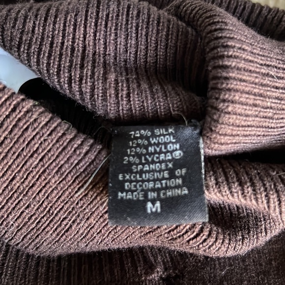 Moda International brown turtleneck sweater with ribbon detail on sleeves. Sz M - Picture 3 of 3